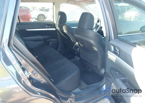 2013 Subaru Outback 2.5I Premium z USA, uszkodzony, nr VIN 4S4BRBCC7D1201163